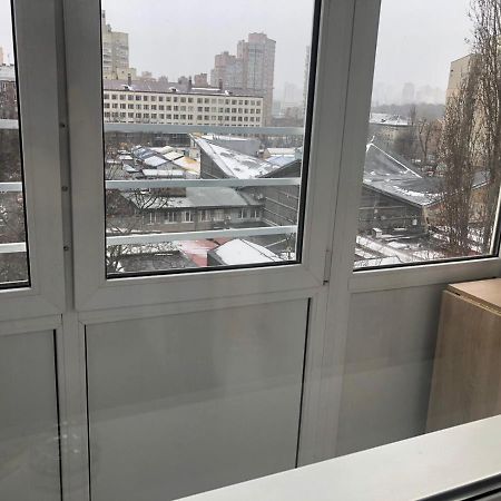 Апартаменты Дворец Украины С Круглой Кроватью Kyiv Eksteriør billede